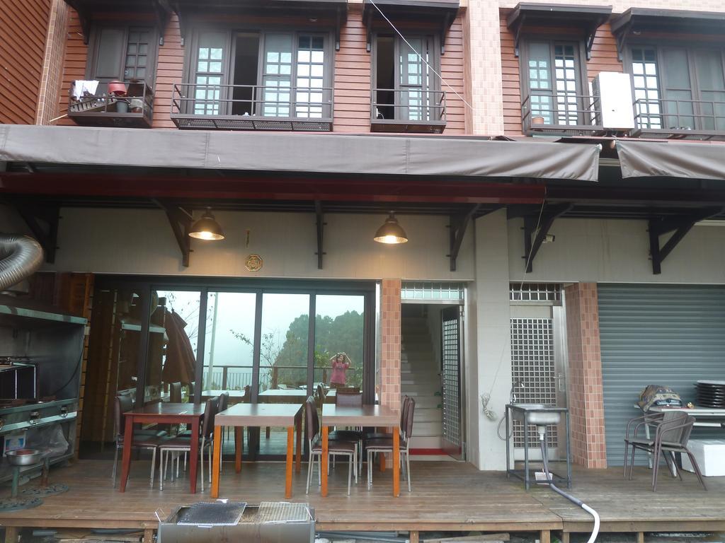 奮起湖車站 揚揚民宿 Fenqihu Exterior foto